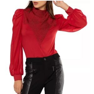 Gracia
Chiffon Sleeve Top